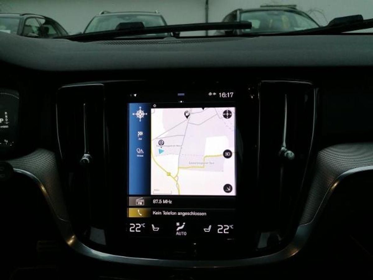 Volvo  Kombi R Design Recharge Plug-In Hybrid AWD T8 Tw