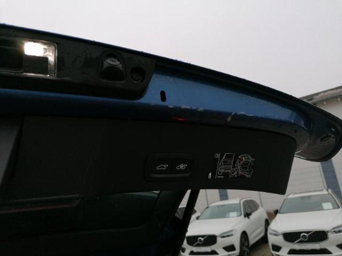 Volvo  R Design Recharge Plug-In Hybrid 2WD T5 Twin Eng