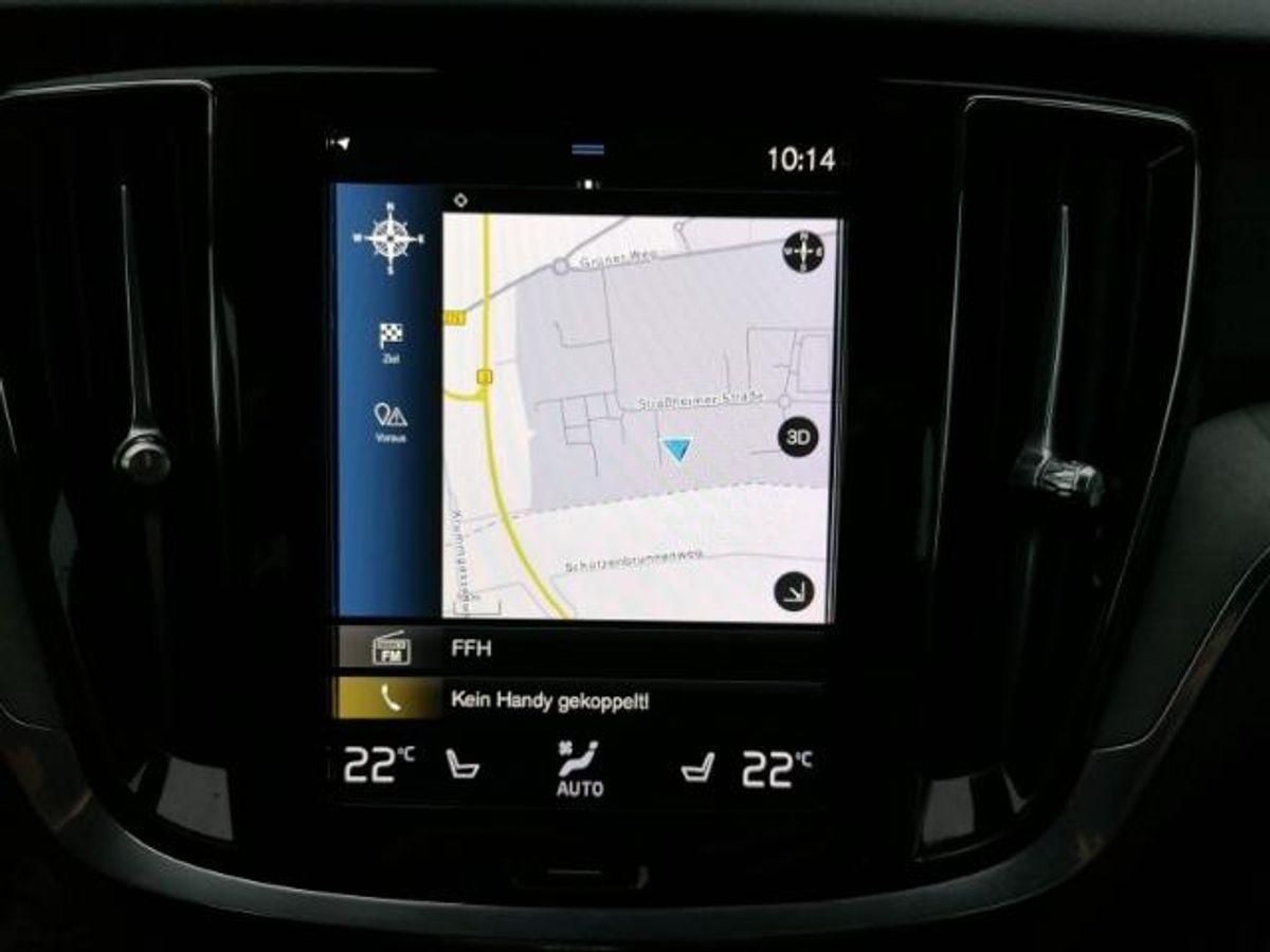 Volvo  Inscription Recharge Plug-In AWD T8 392PS Navi d