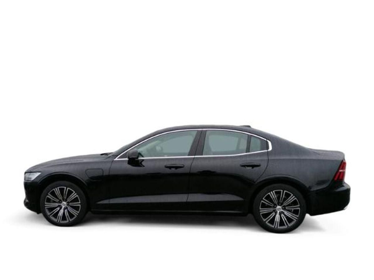Volvo  Inscription Recharge Plug-In AWD T8 392PS Navi d