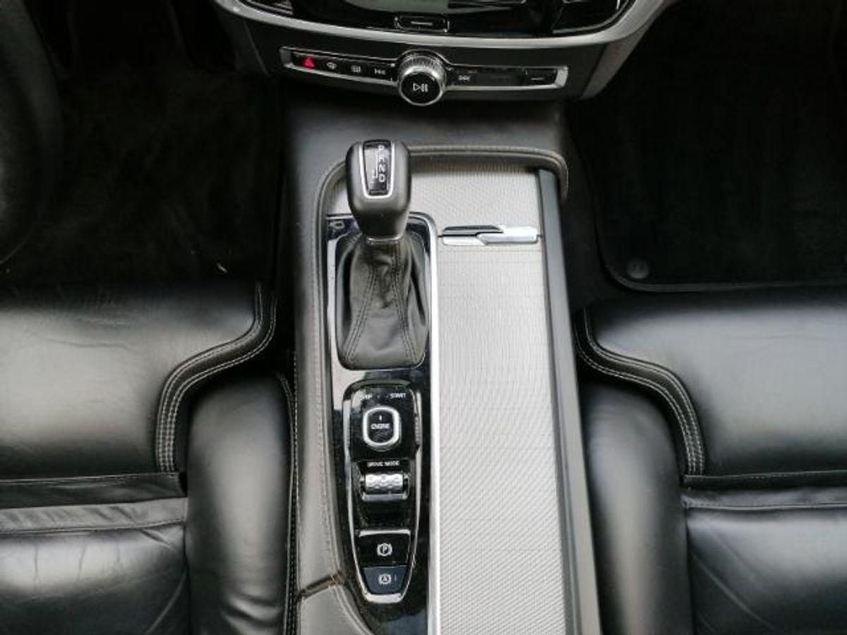 Volvo  Inscription AWD T6 320PS Navi, HUD, AHK, Leder, B