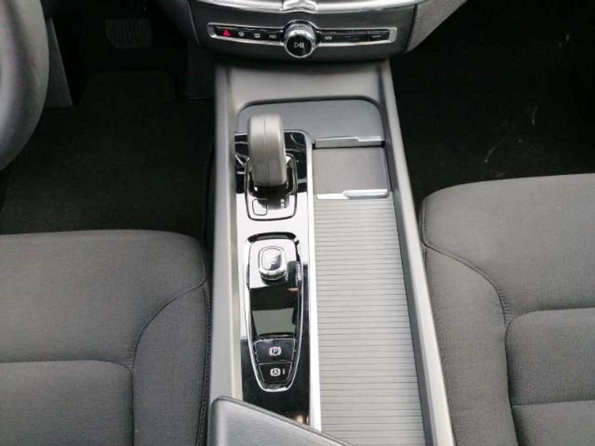 Volvo  Momentum 2WD B4 Diesel EU6d Digitales Cockpit So