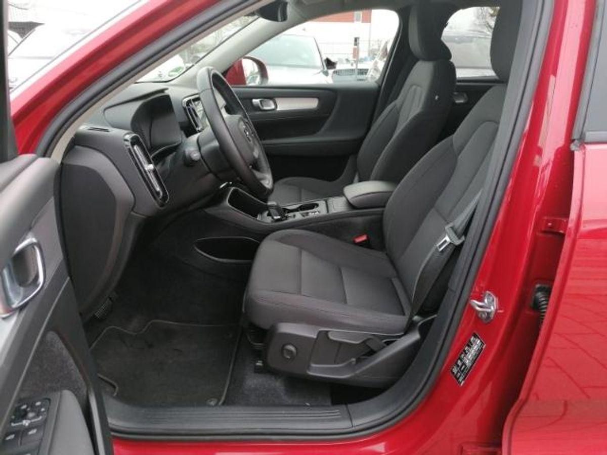 Volvo  Momentum Pro 2WD T3 EU6d Navi Digitales Cockpit