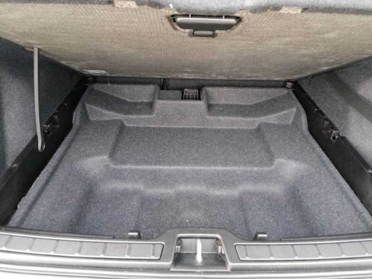 Volvo  Momentum Pro 2WD D3 EU6d-T Navi Leder Digitales