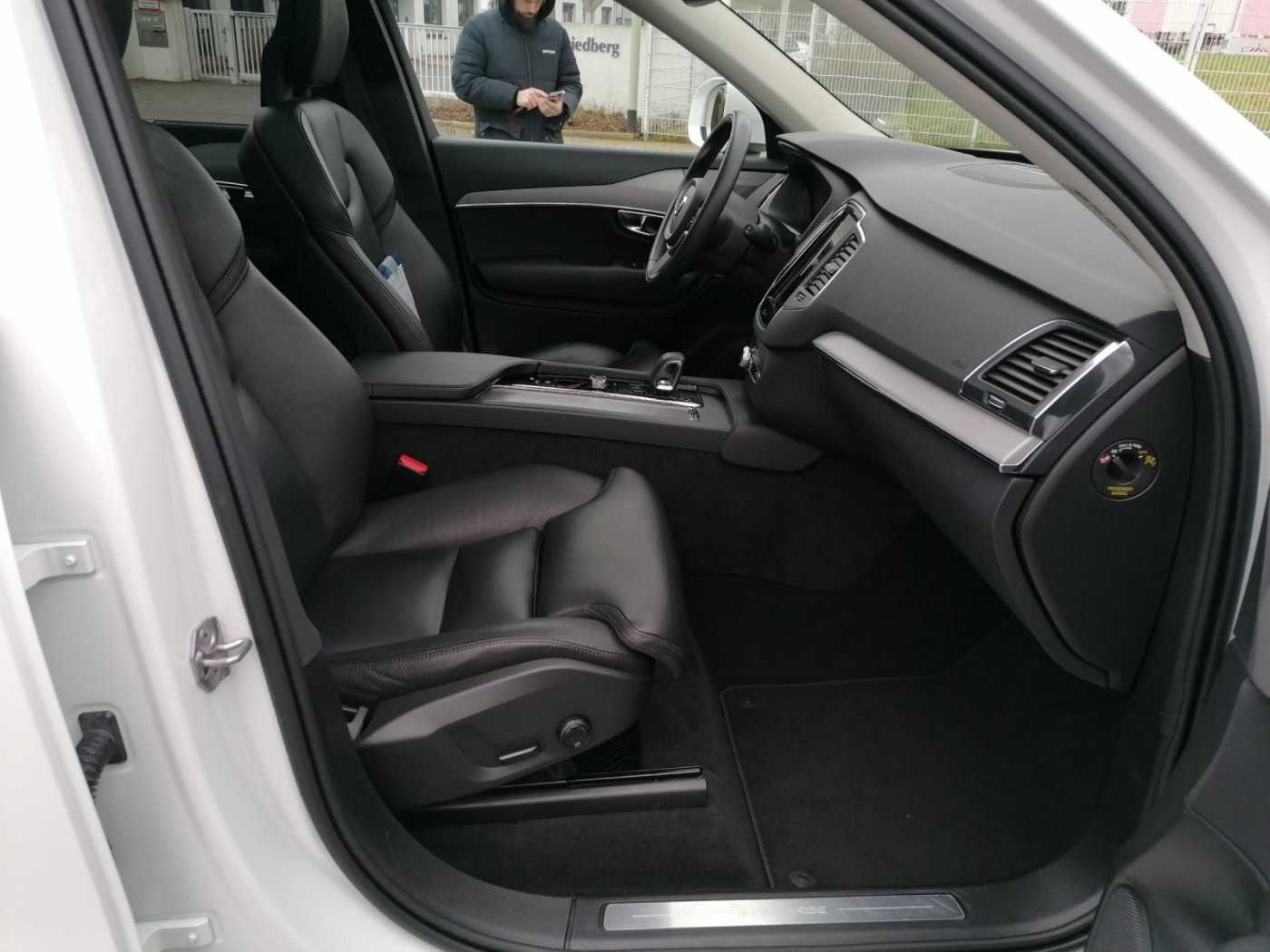 Volvo  Inscription Expression Recharge  22 Zoll-SKR Plu