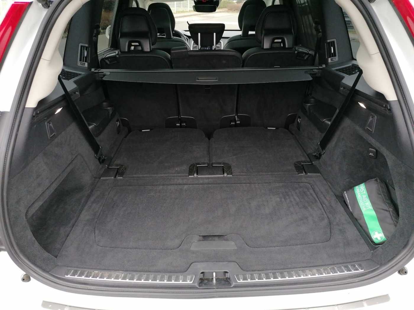 Volvo  Inscription Expression Recharge  22 Zoll-SKR Plu