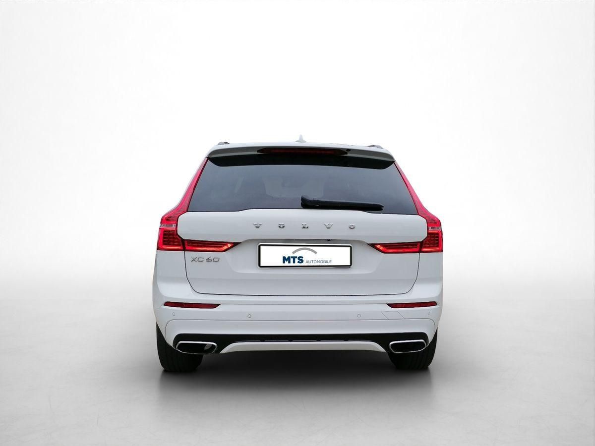 Volvo  2.0 Turbo R Design 2WD Pano Navi 360 Kamera
