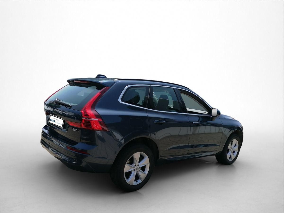 Volvo  2.0 Diesel B5 Momentum Pro AWD