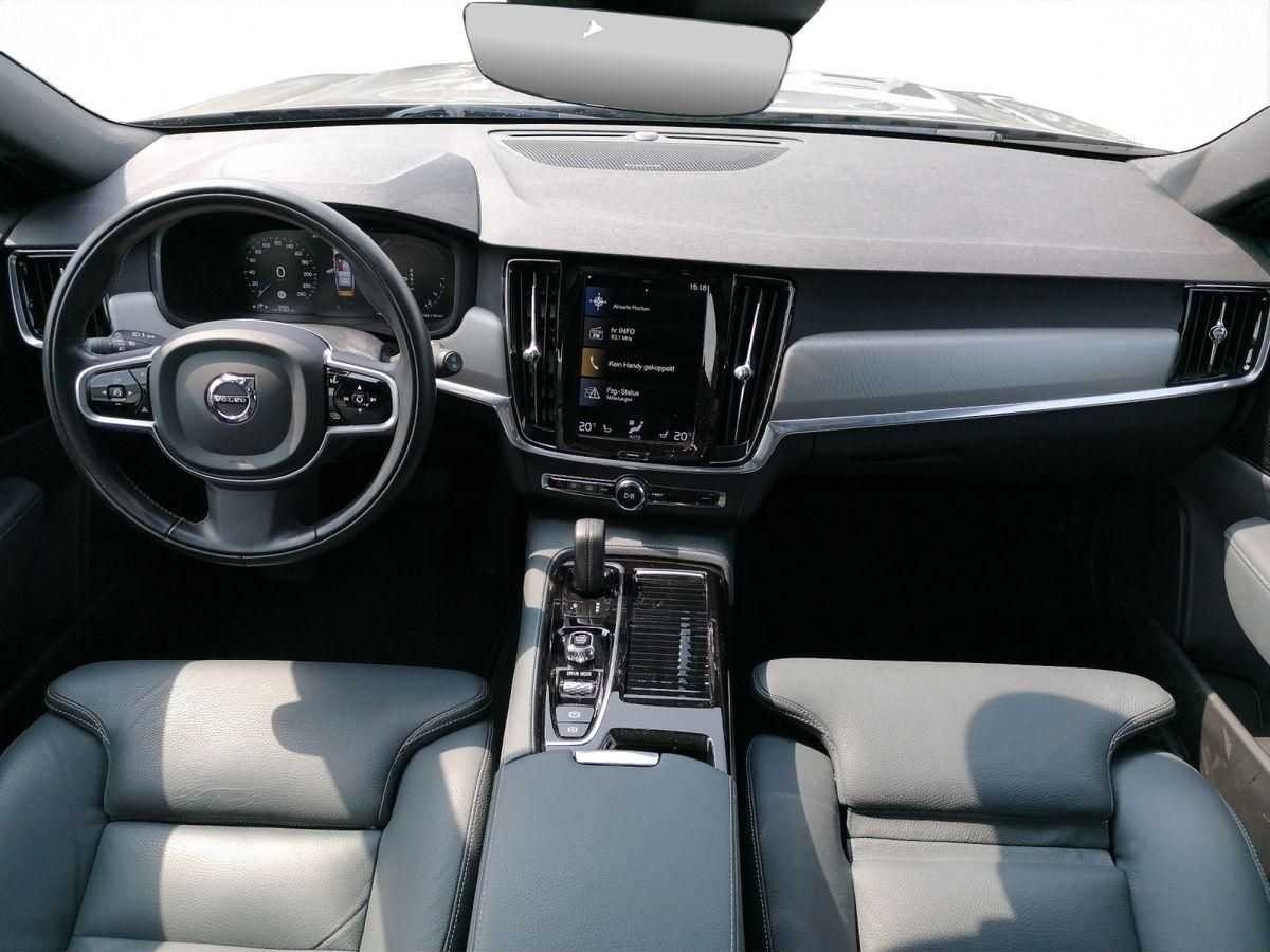 Volvo  Recharge  Plug-In Hybrid T8 AWD Inscription