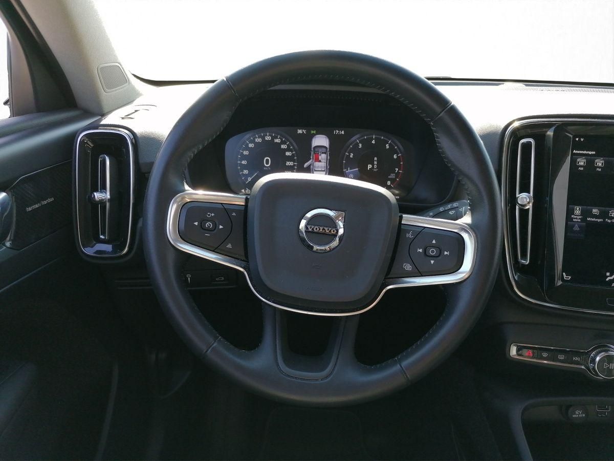 Volvo  Inscription T4 190PS AWD Navi LED Leder Rüc