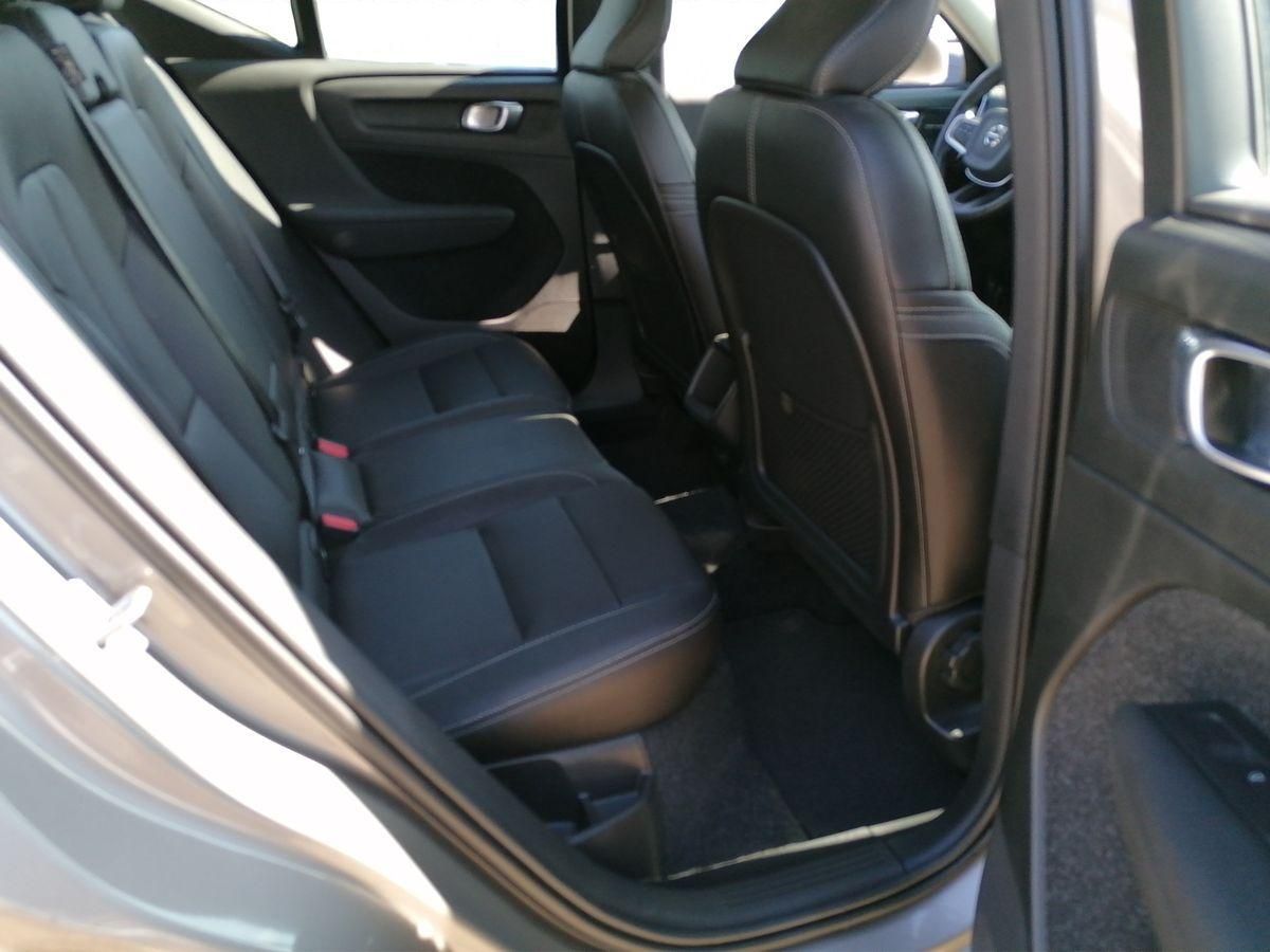 Volvo  Inscription T4 190PS AWD Navi LED Leder Rüc