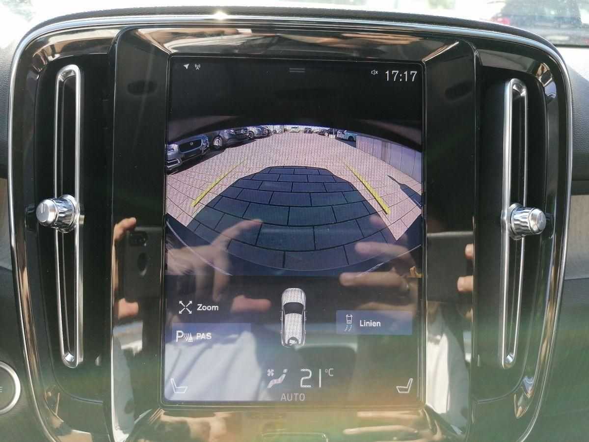 Volvo  Inscription T4 190PS AWD Navi LED Leder Rüc