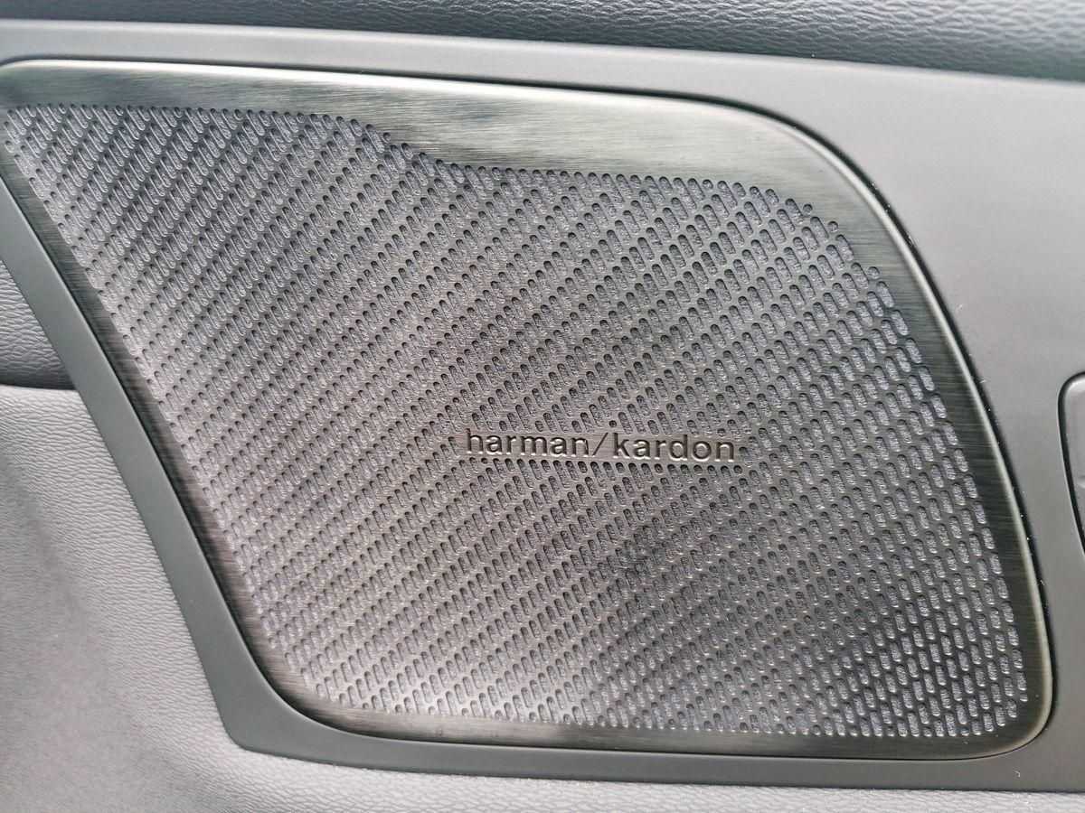 Volvo  Recharge T6 Inscription Expression