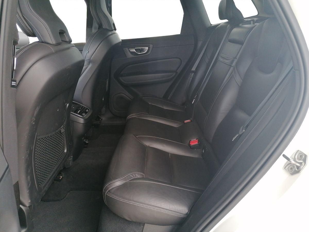 Volvo  2.0 Inscription 197PS AWD Google-Nav, Nappa