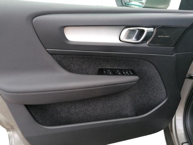 Volvo  Recharge T4 Inscription Expression (129+82P