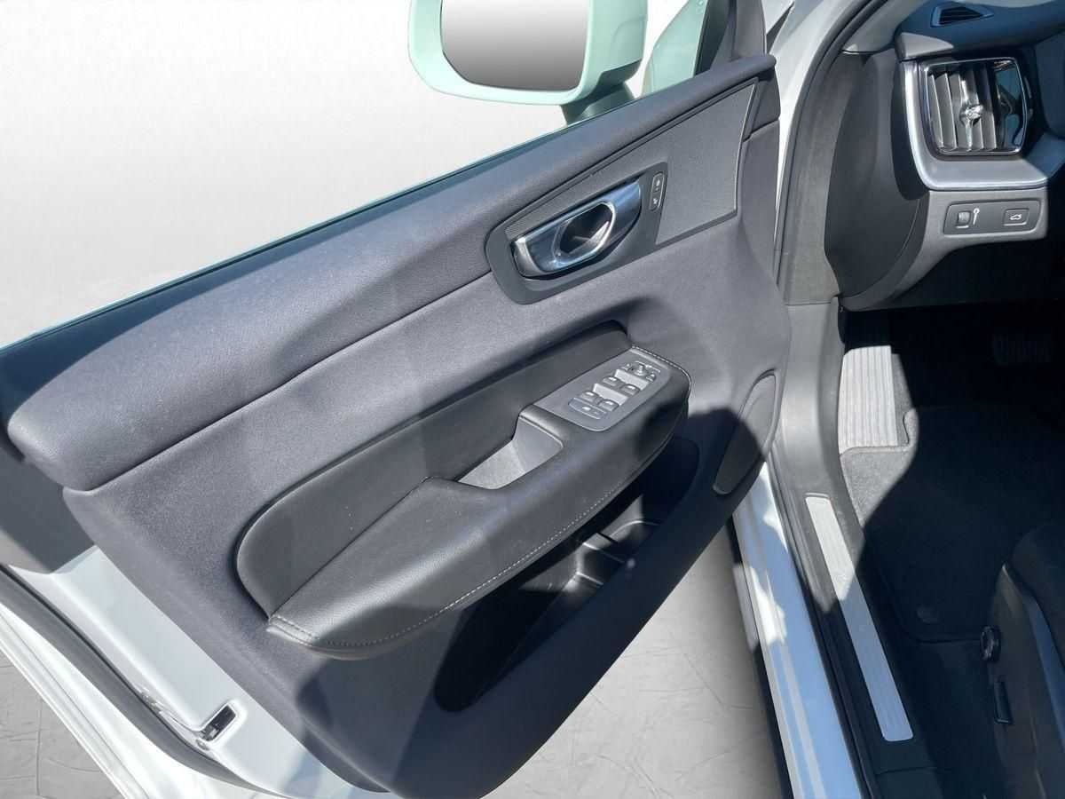 Volvo  B4 Mild-Hybrid Benzin Automatikgetriebe (14