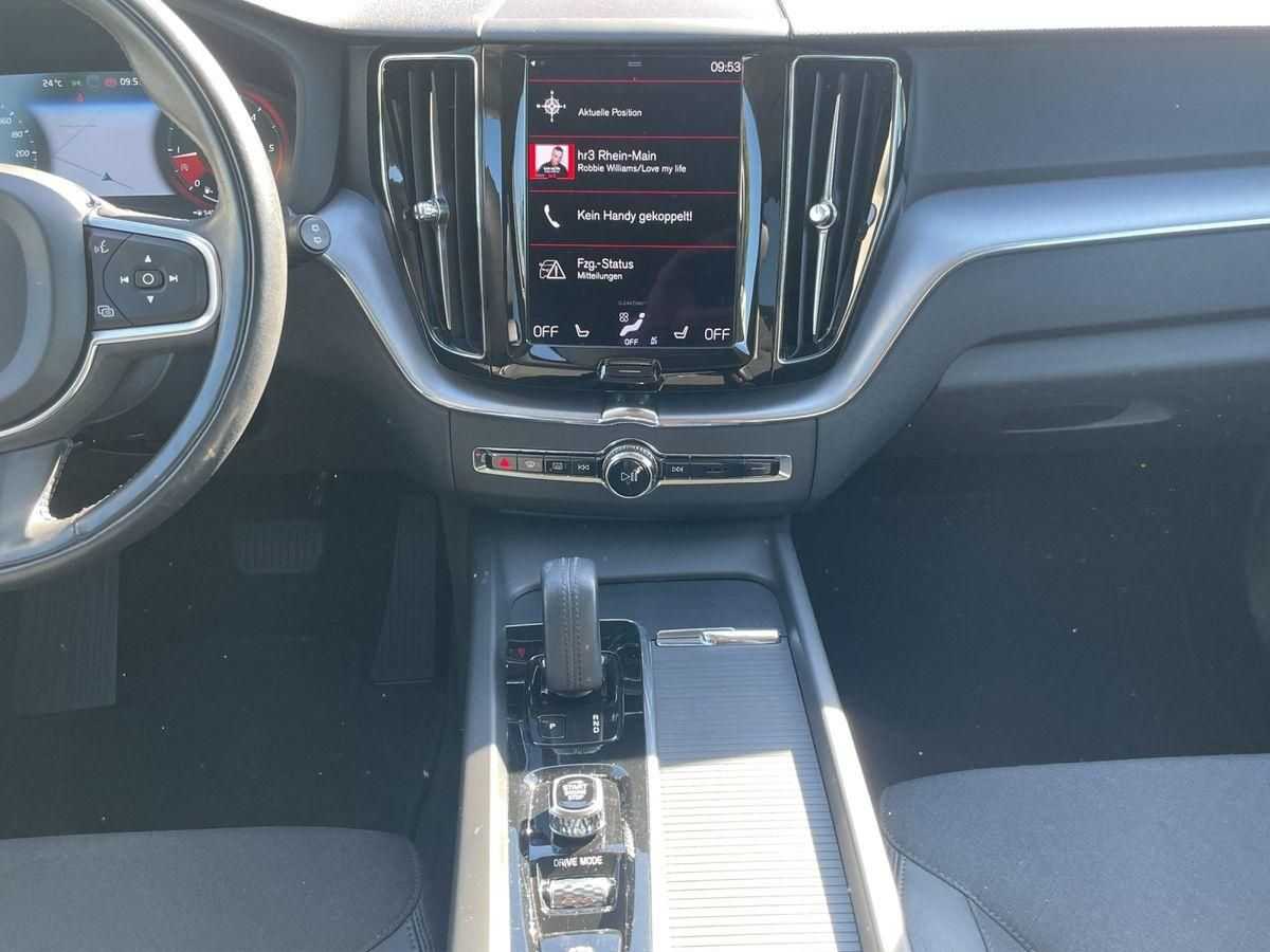 Volvo  B4 D Geartronic Momentum