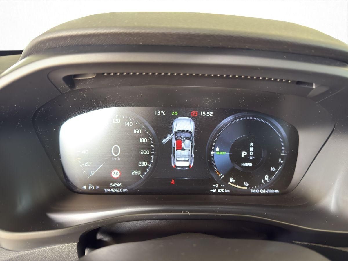 Volvo  Recharge Plug-in Hybrid MY23