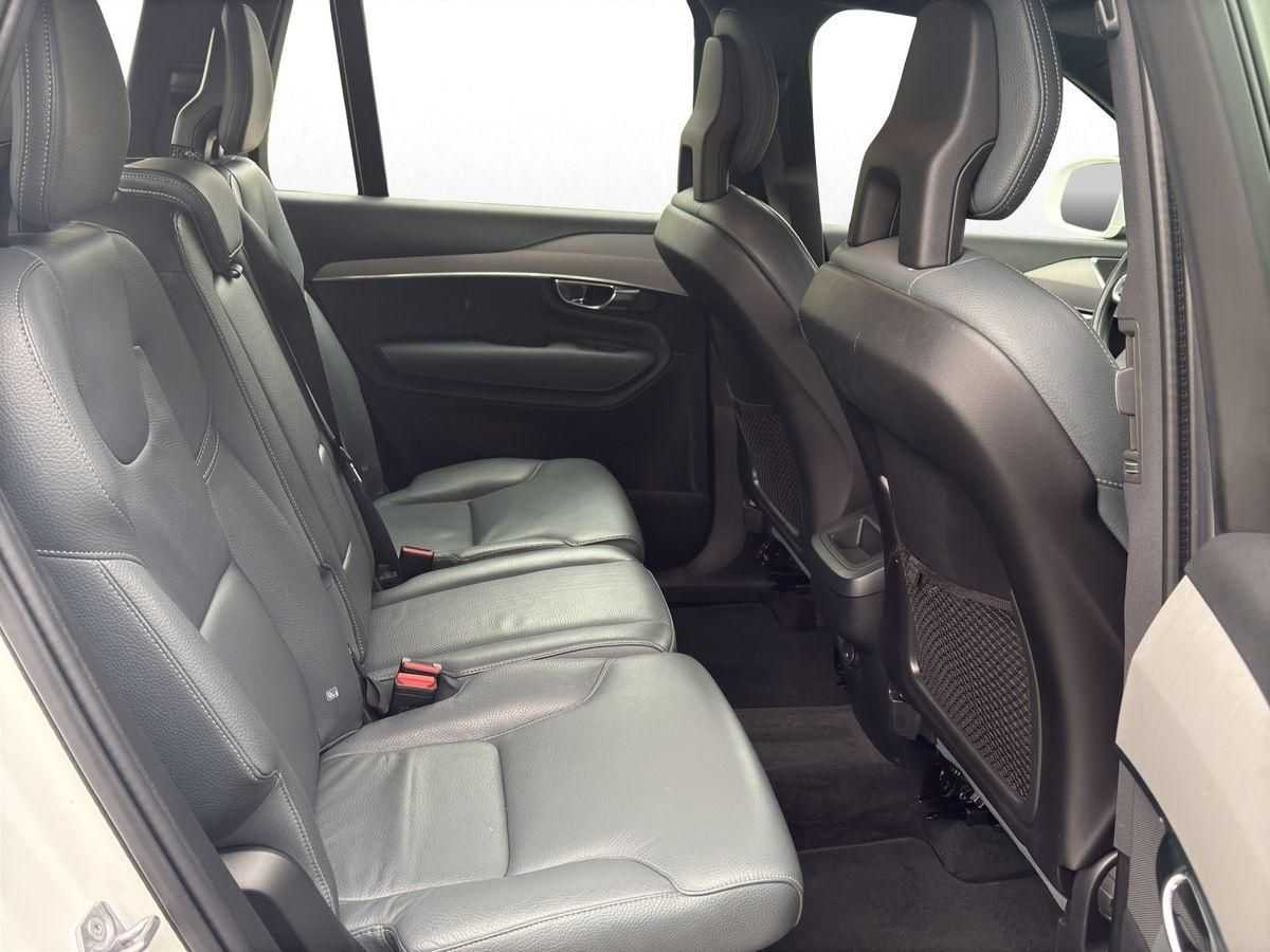 Volvo  B5 Mild-Hybrid Diesel AWD Automatikgetriebe
