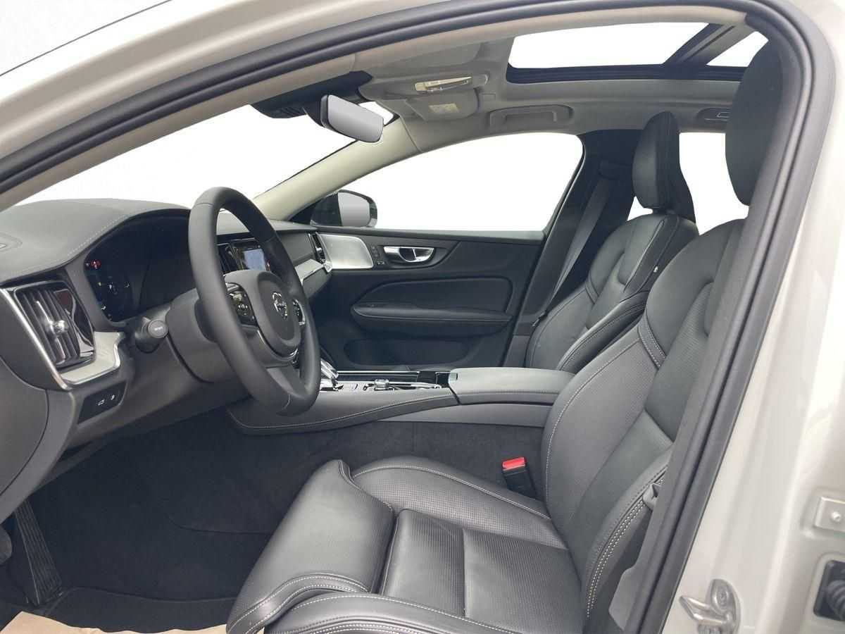 Volvo  T8 Ultimate Dark B & W 360Grad Sonderleasing