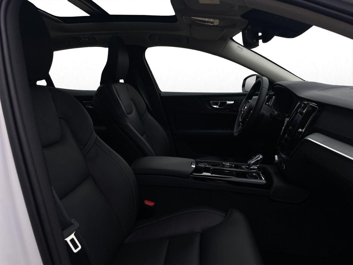 Volvo  T8 Ultimate Dark B & W 360Grad Sonderleasing