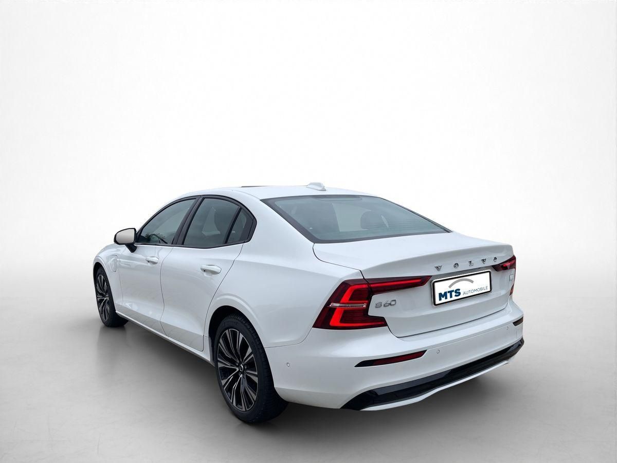Volvo  T8 Ultimate Dark B & W 360Grad Sonderleasing