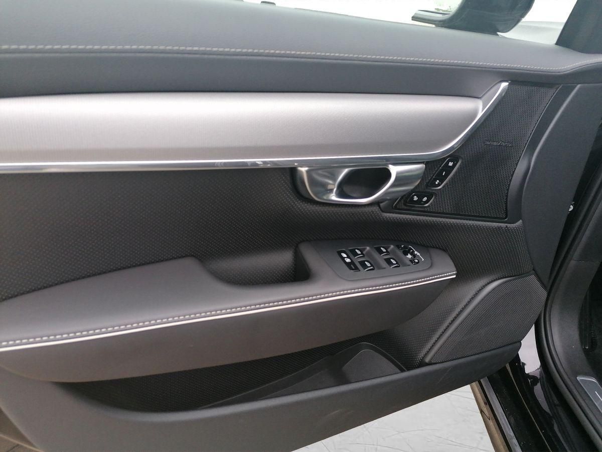 Volvo  T8 AWD Schiebedach 360Grad Sonderleasing
