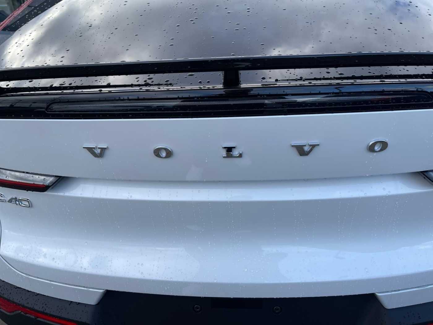 Volvo  Plus Single Motor Ext. Range 82KWh AHK