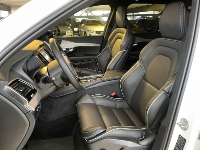 Volvo  T8 AWD Ultimate Nappa 360Grad AHK Alarm uvm