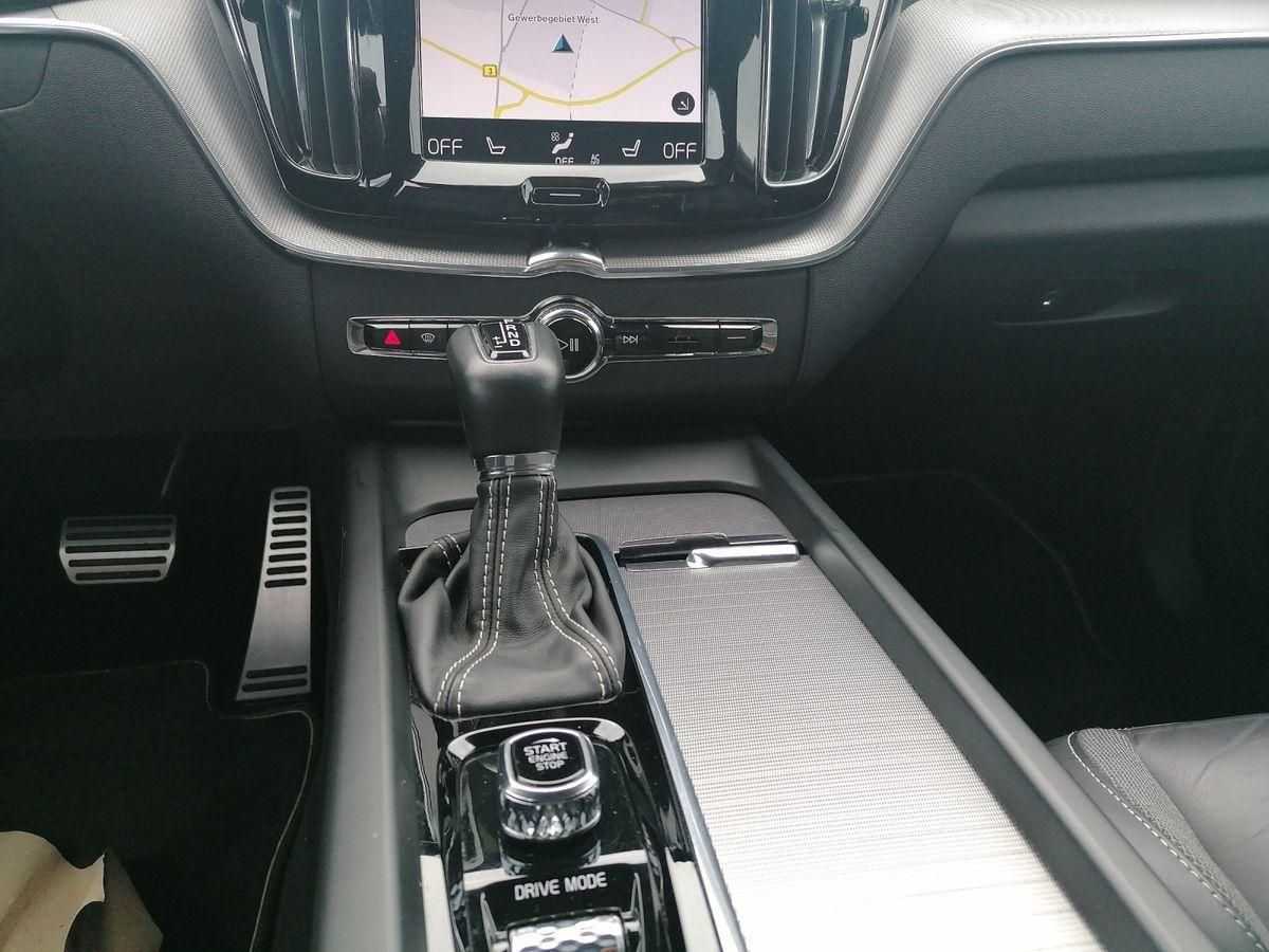 Volvo  D4 Automatikgetriebe (140kW/190PS) R-Design