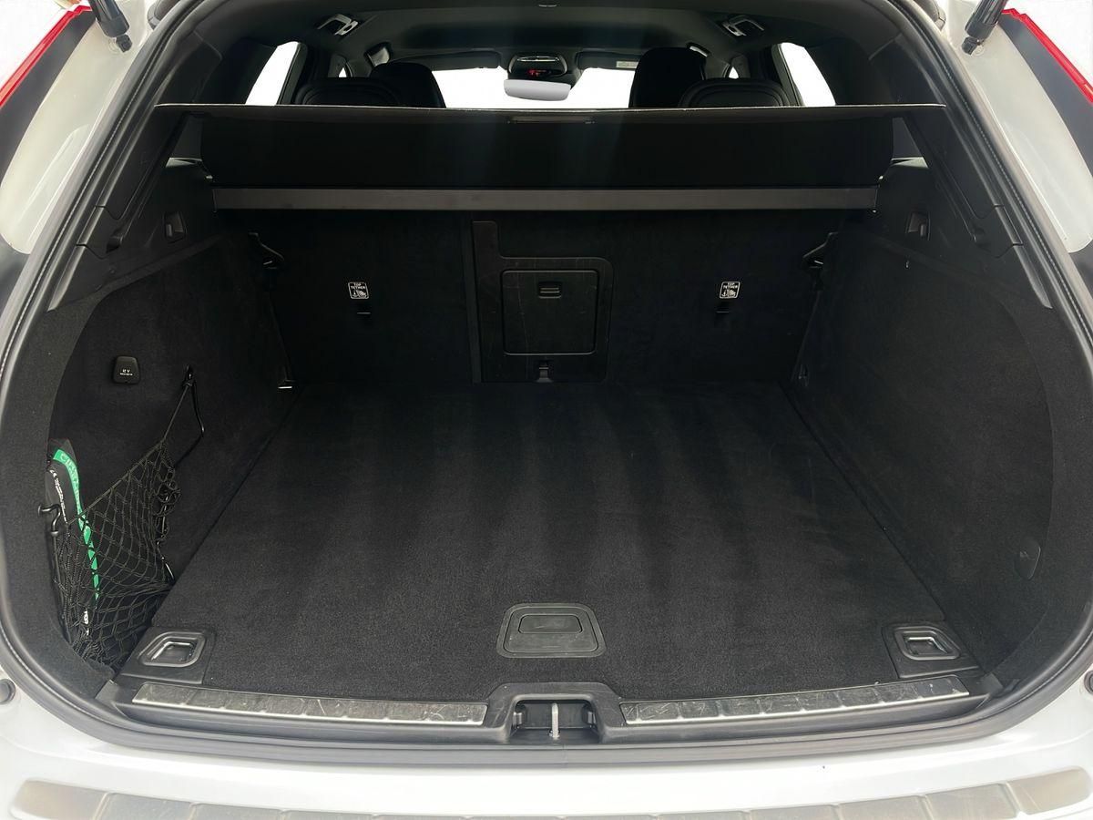Volvo  D4 Automatikgetriebe (140kW/190PS) R-Design