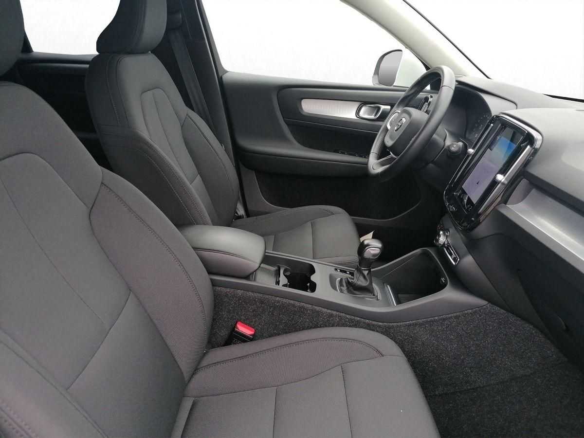 Volvo  T3 Momentum Pro AHB-LED PDC RFK SHZ CarPlay