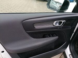 Volvo  R Design Recharge Plug-In Hybrid 2WD T5 Twin Eng