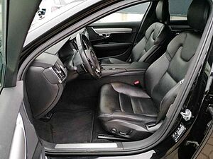 Volvo  Kombi Momentum D4 DPF Navi Leder Digitales Cockp