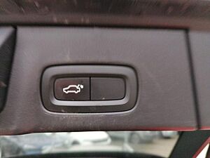 Volvo  Kombi Momentum D4 DPF Navi Leder Digitales Cockp