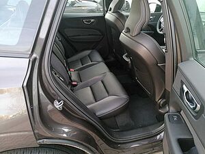 Volvo  R Design AWD B4 Diesel EU6d Navi Leder digitales