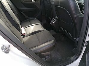 Volvo  Momentum AWD D4 190PS Aut. AHK Navi Digitales Co