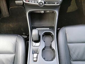 Volvo  Inscription Expression Recharge Plug-In Hybrid 2