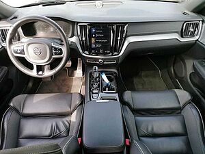 Volvo  Kombi R Design Plug-In Hybrid AWD T8 EU6d-T HUD