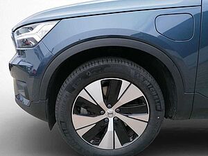 Volvo  Inscription Expression Recharge Plug-In Hybrid 2