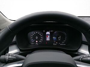 Volvo  Inscription Expression Recharge Plug-In Hybrid 2