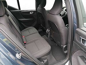 Volvo  Inscription Expression Recharge Plug-In Hybrid 2
