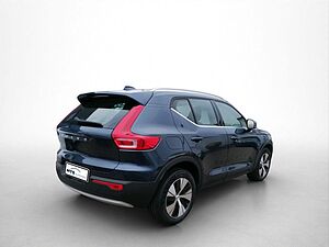 Volvo  Inscription Expression Recharge Plug-In Hybrid 2