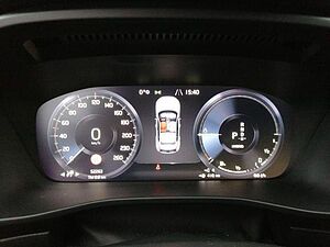 Volvo  R Design Recharge Plug-In Hybrid 2WD T5 Twin Eng