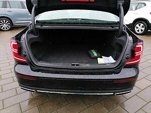 Volvo  Inscription Recharge Plug-In AWD T8 392PS Navi d