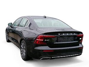 Volvo  Inscription Recharge Plug-In AWD T8 392PS Navi d