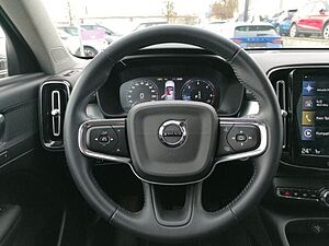 Volvo  Momentum Pro 2WD D3 EU6d-T Navi Leder Digitales