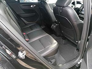 Volvo  Momentum Pro 2WD D3 EU6d-T Navi Leder Digitales