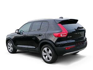 Volvo  Momentum Pro 2WD D3 EU6d-T Navi Leder Digitales