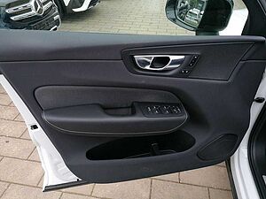 Volvo  2.0 Turbo R Design 2WD Pano Navi 360 Kamera